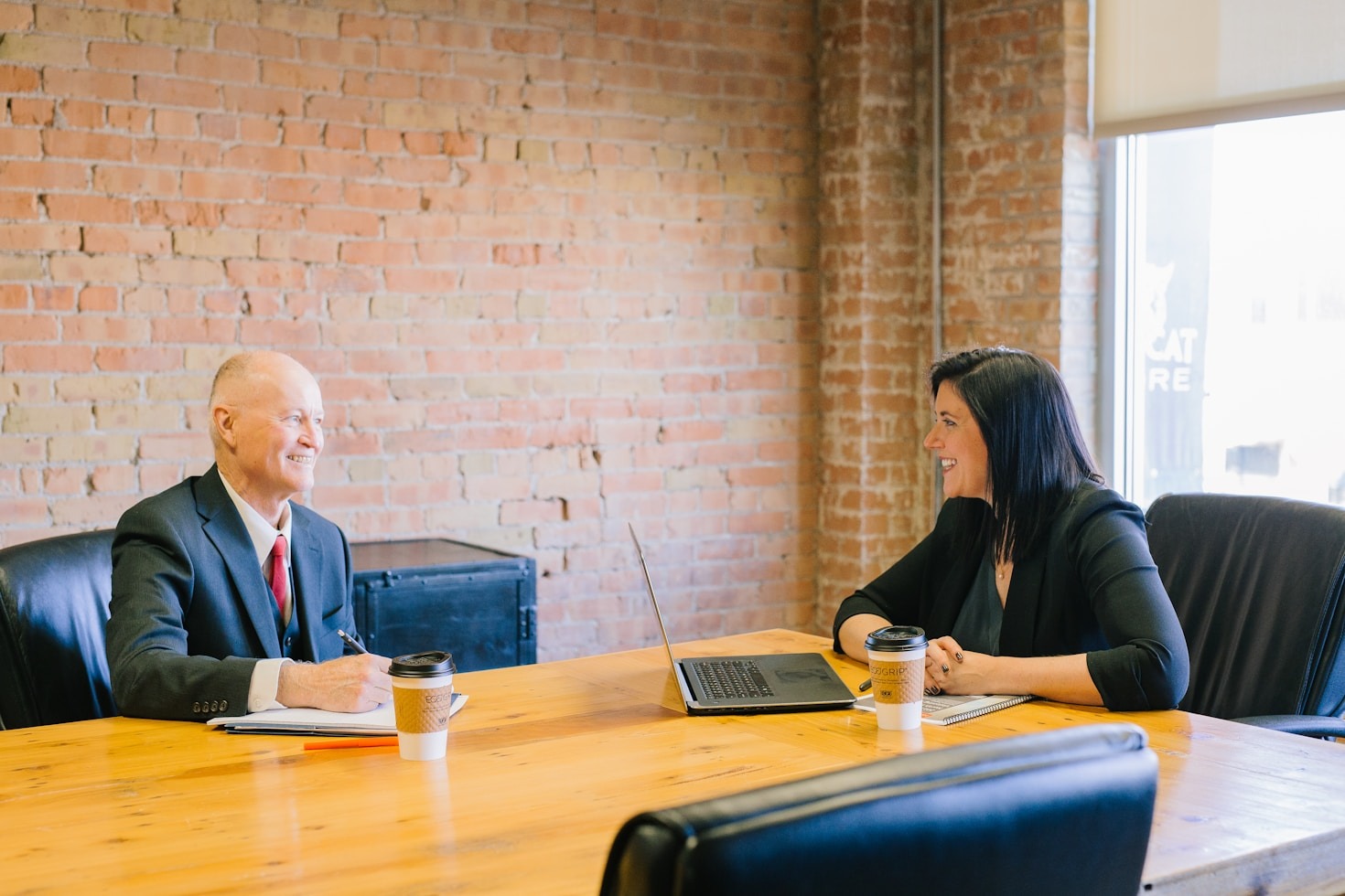 Navigating the Job Market: Tips for Today’s Professionals
